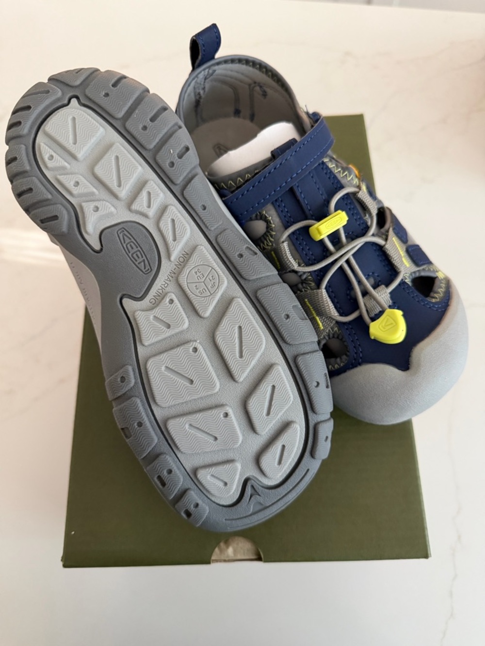 Keen Kids' Knotch Creek Casual Comfortable - Picture 2 of 3